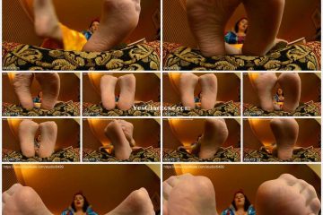 Snow White Encounters A Tiny Dwarf