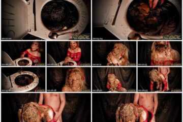 21 December 2022- SlutOrgasma – Extreme disgusting rotten food and shit smearing - Amateurs