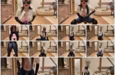 Lady Nikita Hard facesitting in shiny leggins