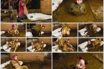 12 March 2023- Catwoman Lyndra first time in the manure channel - Amateurs