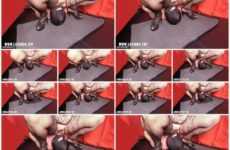 Mistress Lusinda Piss drink with eating wet pussy. Amateur femdom