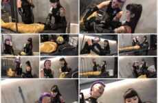 Mistress Patricia asphyxia Rubber breathplay with Lady Valeska