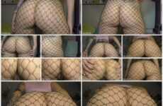 HotDirtyIvone – a Buckled fishnet ass