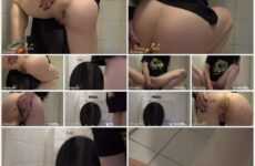 JanaBella – Closeup Toilet Shit and Piss MP4 / 4K