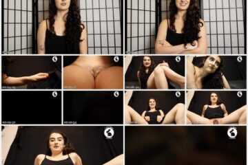 LittleBunnyB - Giantess Flight