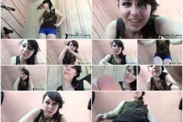 Dakota Charms - Giant Dakotas little pet foot licker
