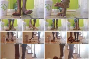 Chocolate Foot Goddess - Giantess BeanStalk SFX