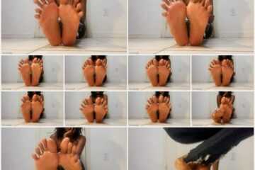 WorldUnseenFilms - Late night soles worship 01