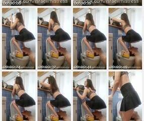 Mistress Jardena - Make up piss