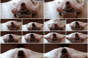 Mistress Jardena - Piss bitch service 01