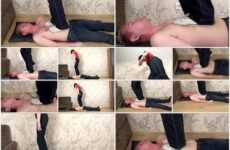 UNDER SWEET WEIGHT - Zoe White Converse Trampling
