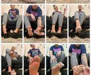 Anushka Velvet - Giantess Fantasy With Pink Sweaty Flat Pumps
