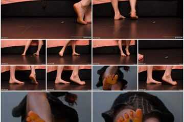 Giantess Ella - Shrunken Pervert crush
