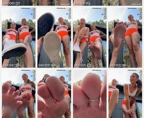 Mathemakitten - Hooters Giantesses Find a Tiny