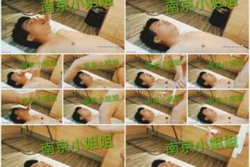 Huizhu088 - Asian Femdom Feed Slaves To Eat Shit