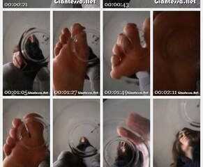 Giantess Elixs - Room POV Worship