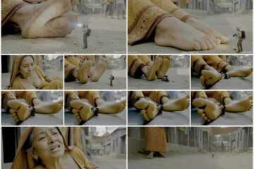 Goddess Amber Zera - Giantess And The Tourists Who Admire Her