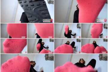 FEMDOMSQUAD Video Store - I ll stand in your face with stinky socks! Sock Trampling POV with Miss King