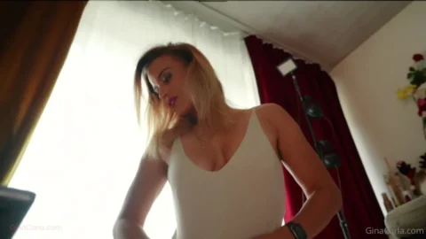 Gina Carla – For All My Giantess Lovers