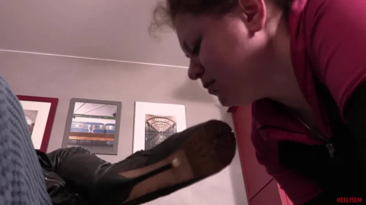 heelcm  slave licking mistress feet  Slaves dirty tongue. Starring Goddess Alice