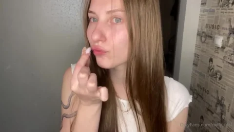 Nelly Giantess – Vore Video With Olives 2