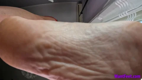 Goddess Soles – Keira Barefoot Stomping Giantess