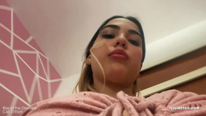 Rise Of The Giantess – Gabriela Gotcha!