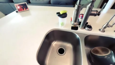 Drea xoxo – Cleaning House