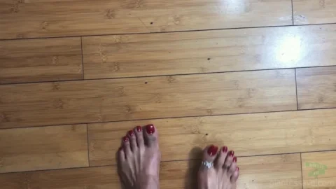 Giantess Roma – Revenge of Your Giant Ex-Wife