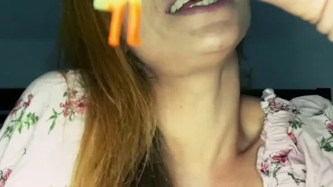 QueenMotherSoles – Eat Shrink Son