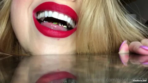 Giantessa789 – Tiny Snack on My Kitchen Counter