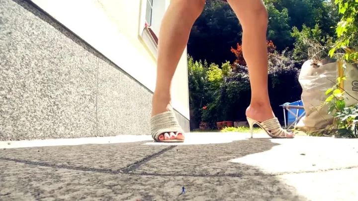 Giantess Loryelle – Airport vanished into a Giantess Dimension SFX