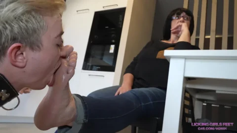 LICKING GIRLS FEET  Show us how much you love our feet loser