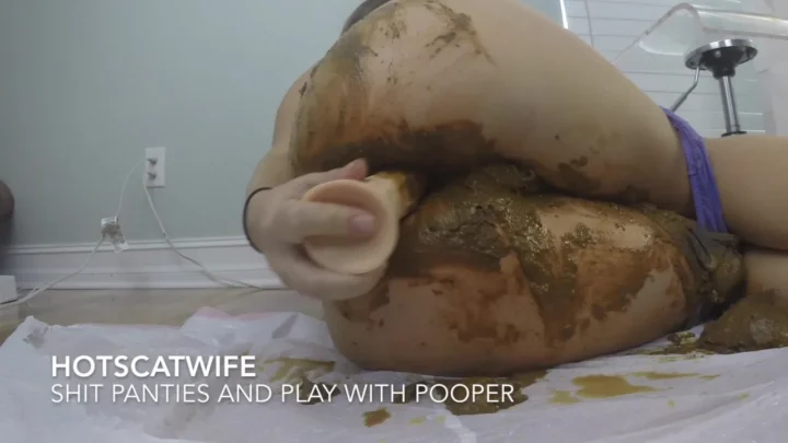 30 April 2023- Shit my panties and play – Amateurs