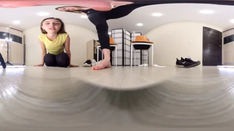 Under Giantess Soles – Erin  Ashley Punishment For Nasty Roommate Vr 360 4K