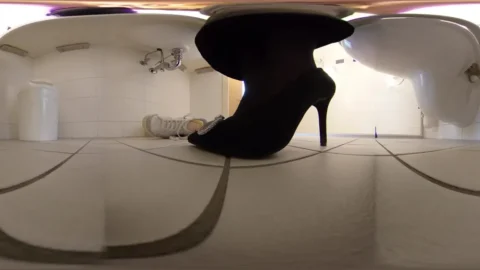 In the cathedral of Kokos bathroom 4K VR360
