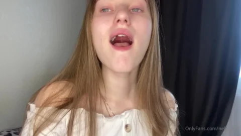 Nelly Giantess – Vore With Gummy Bears