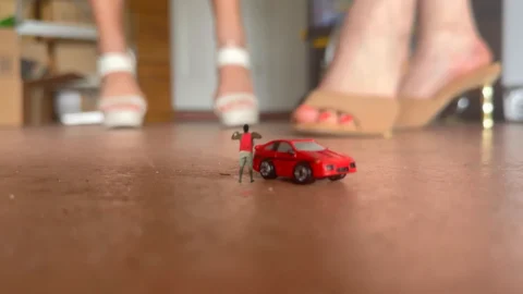 Watch Garage Girls