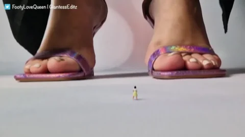 Giantess EditZ – Valentines Horror Giantess FootyQueen