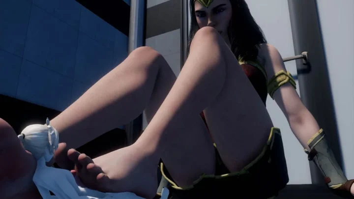 GIantess Wonder Woman Footjob