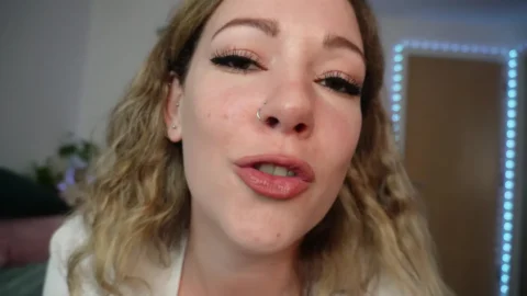 Sasha Curves – Giantess Step Mom Has Her Way With You