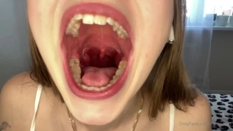 Nelly Giantess – Hello Vore Lovers! If You Dont Like Vore Then Dont Look Please