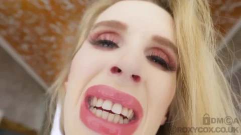 Roxy Cox – Giantess Swallows Tiny Man  Eats Cum